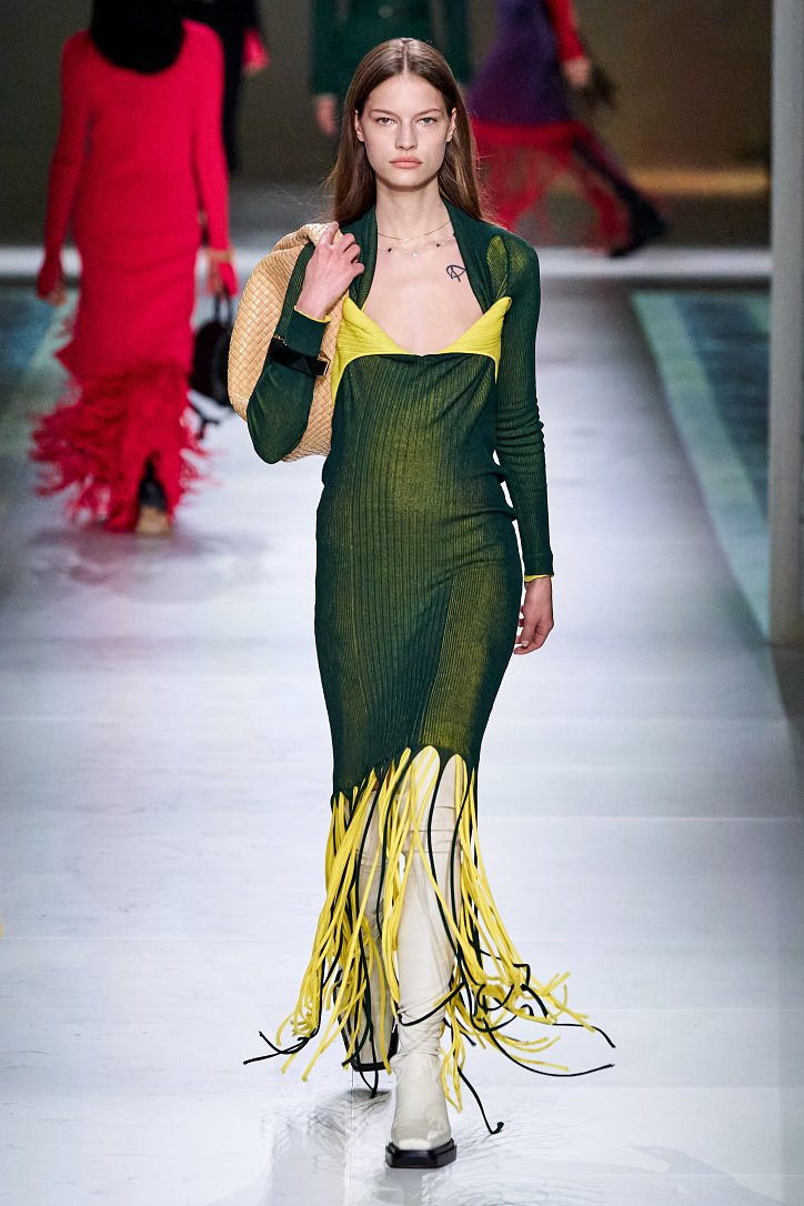 Bottega Veneta осень-зима 2020-2021 фото №23