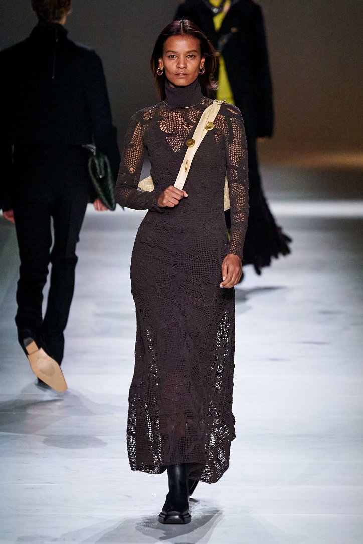 Bottega Veneta осень-зима 2020-2021 фото №9